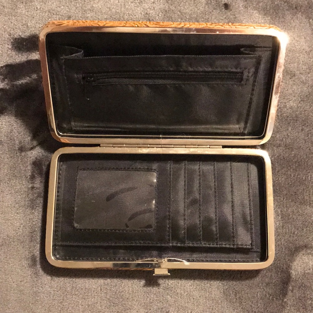 Wallet - Picture 3 of 4